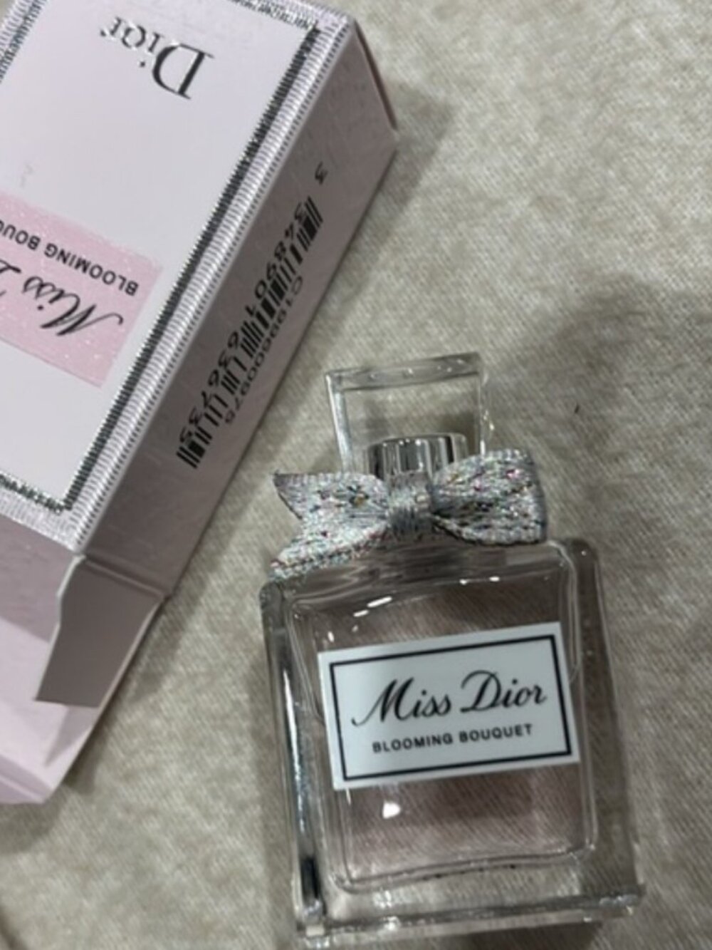 Miss Dior blooming bouquet miniature collectible